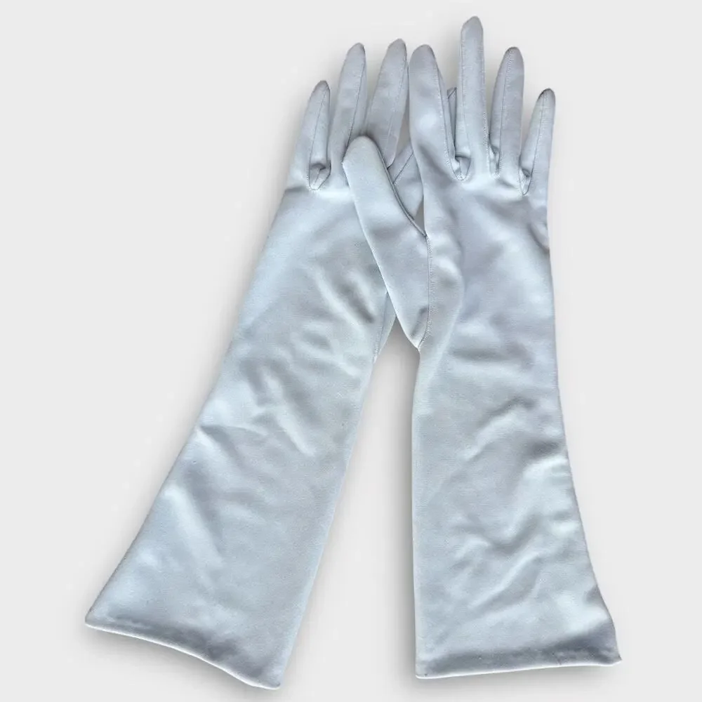 Wear Right Womens Vintage Light Blue Nylon Gloves Size 6 1/2 Made in Germany